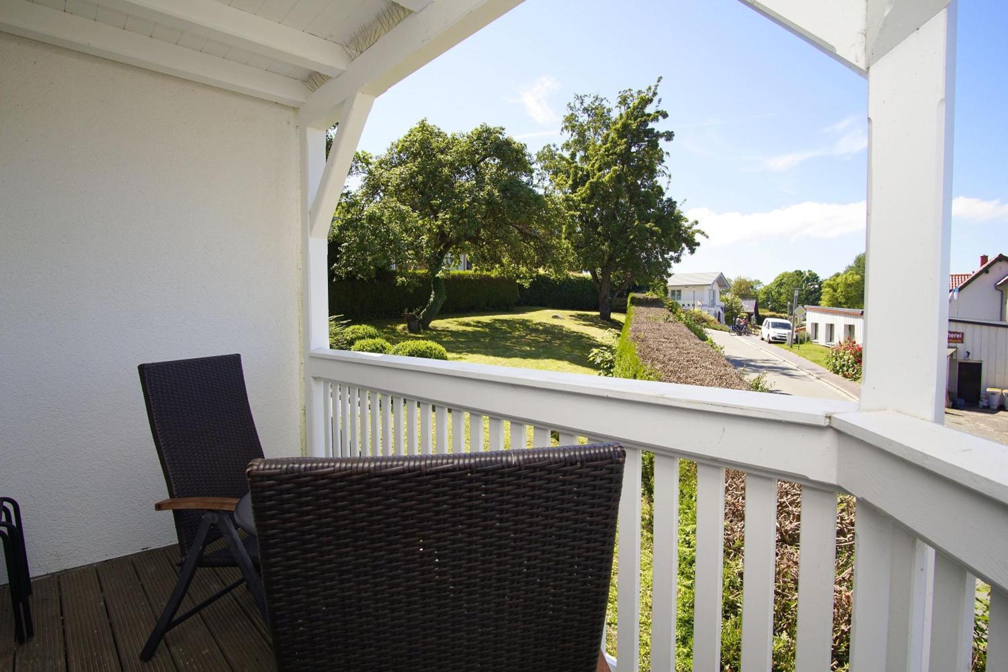 Die Ferienwohnung Ostseepanorama In Der Villa Joksch لوهم المظهر الخارجي الصورة
