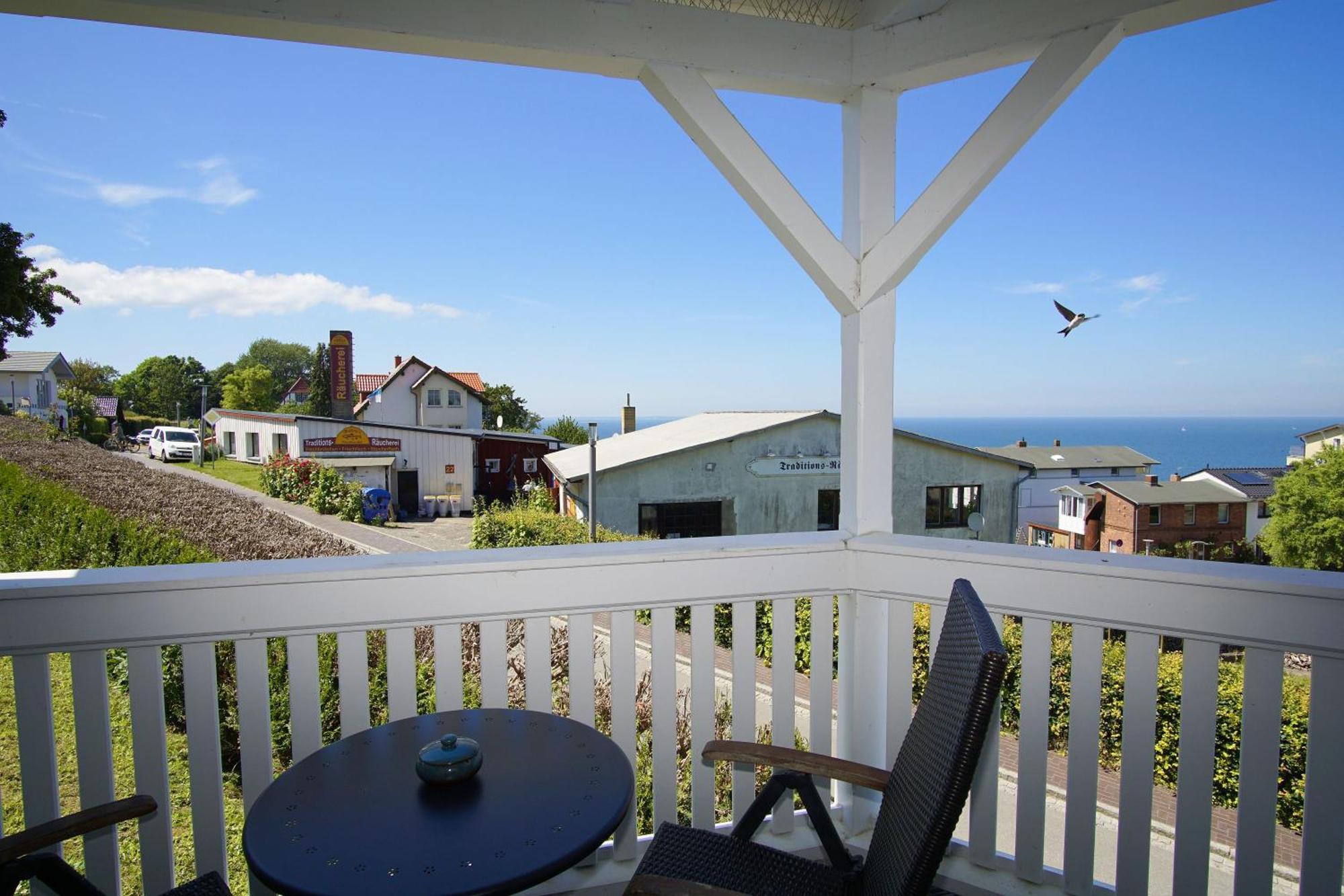 Die Ferienwohnung Ostseepanorama In Der Villa Joksch لوهم المظهر الخارجي الصورة